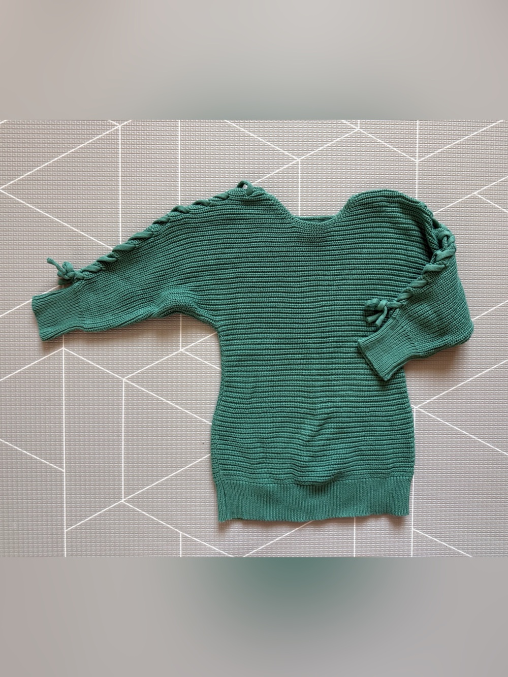 Ruffle Butts|Hunter Green Knit sweater with Lace-Up Sleeve•••Boho Size 4T